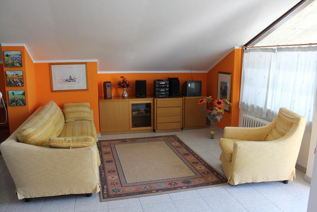 Anna Rita B&B Moie Εξωτερικό φωτογραφία